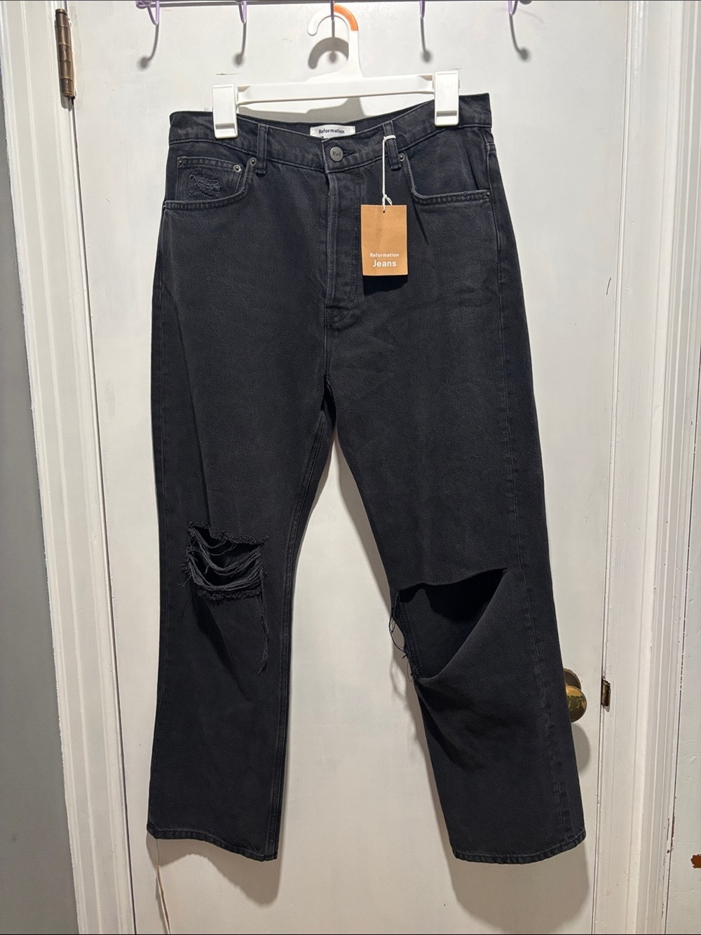 New NWT REFORMATION Cynthia high rise straight destroyed jeans size 24